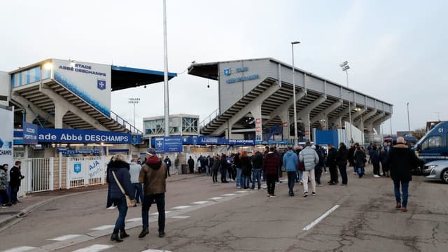 Stade de l'Abbé Deschamps